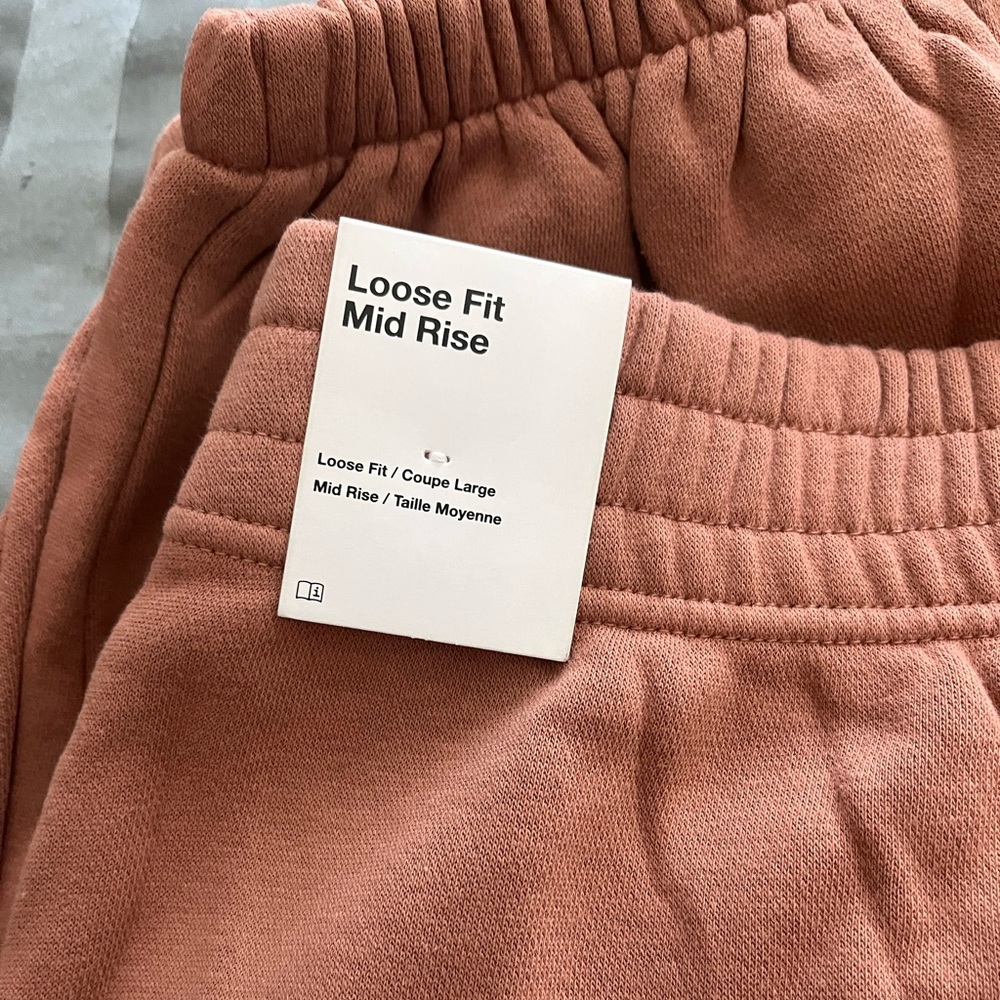 Nike sweatpants brand new with tags. Color is “mineral clay”